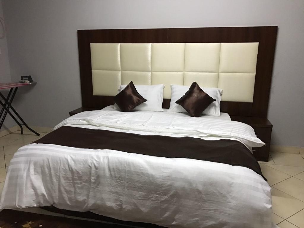 Bayetak Al Zahi Furnished Apartments Dzsidda Kültér fotó