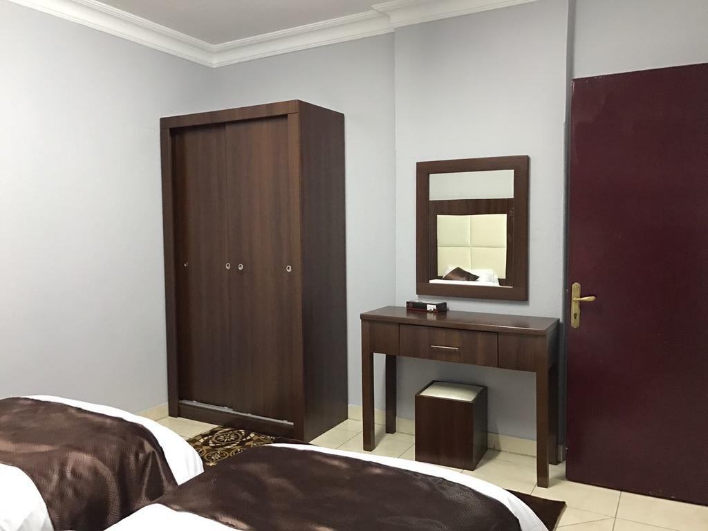 Bayetak Al Zahi Furnished Apartments Dzsidda Kültér fotó